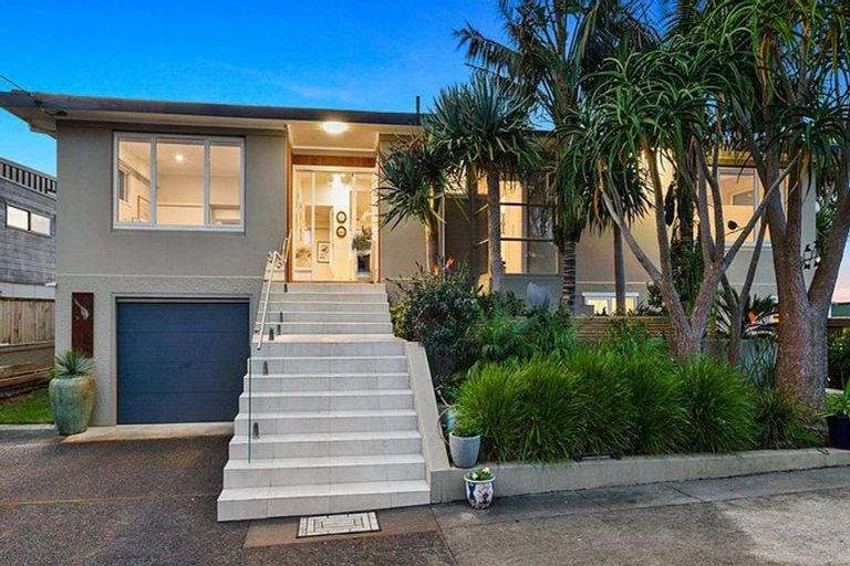 Photo of property in 26a Whiteley Street, Moturoa, New Plymouth, 4310