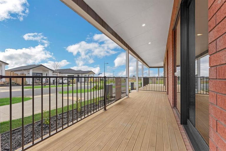 Photo of property in 23 Kiritau Road, Karaka, 2578