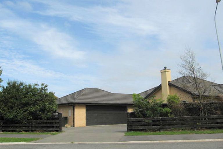 Photo of property in 12 Birchs Road, Prebbleton, 7604