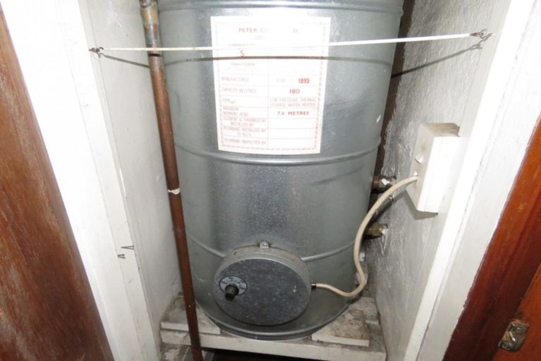 Photo of property in 136 Peel Street, Westport, 7825