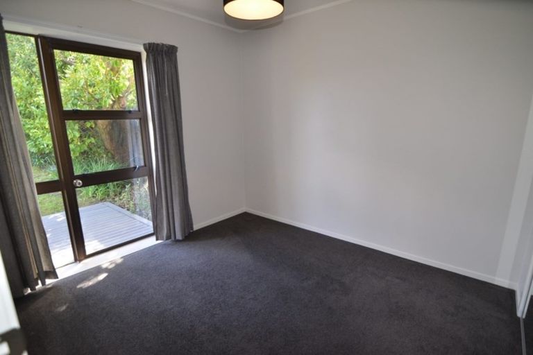 Photo of property in 28 Matuhi Rise, Henderson, Auckland, 0612