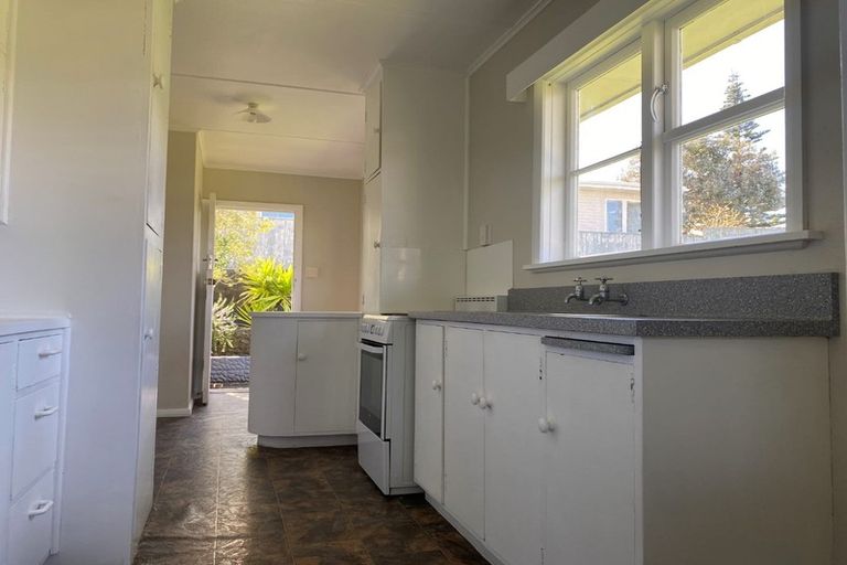 Photo of property in 37 Lupin Road, Otaki, 5512