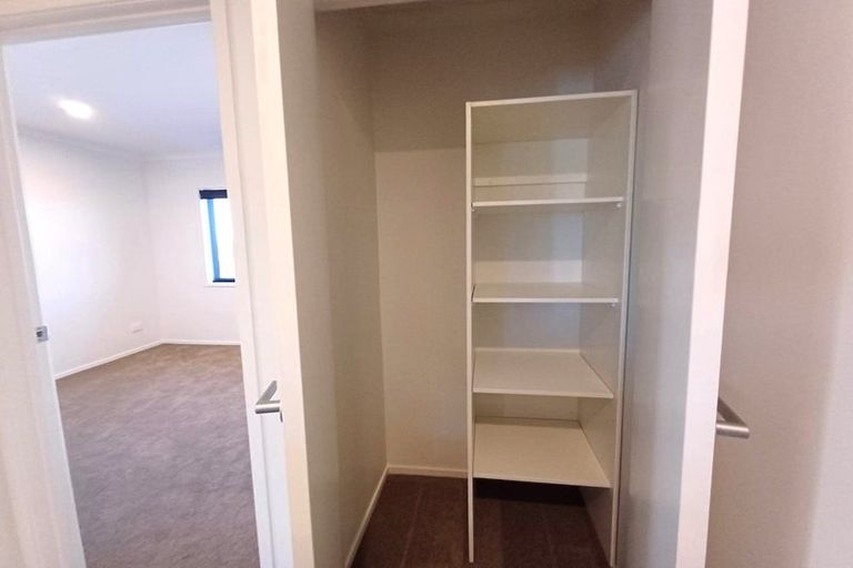 Photo of property in 252c Porchester Road, Takanini, 2112