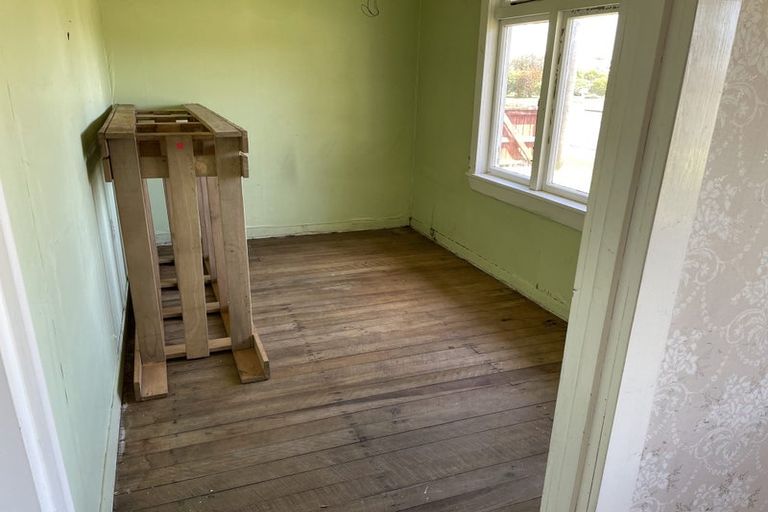 Photo of property in 167 Romilly Street, Westport, 7825