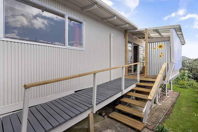 Photo of property in 5 Mcbeth Drive, Te Puke, 3119