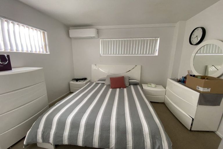 Photo of property in 85 Wade River Road, Stanmore Bay, Whangaparaoa, 0932