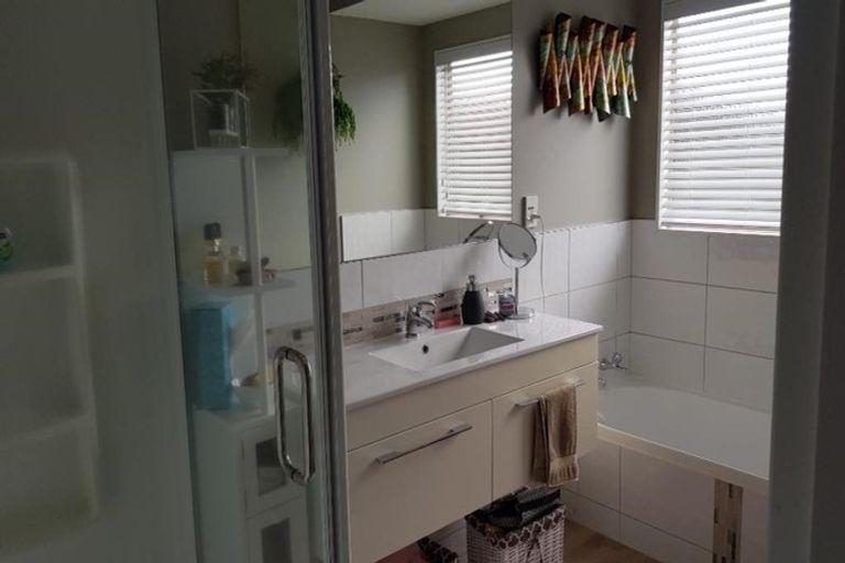 Photo of property in 6 Reef Avenue, Papamoa Beach, Papamoa, 3118