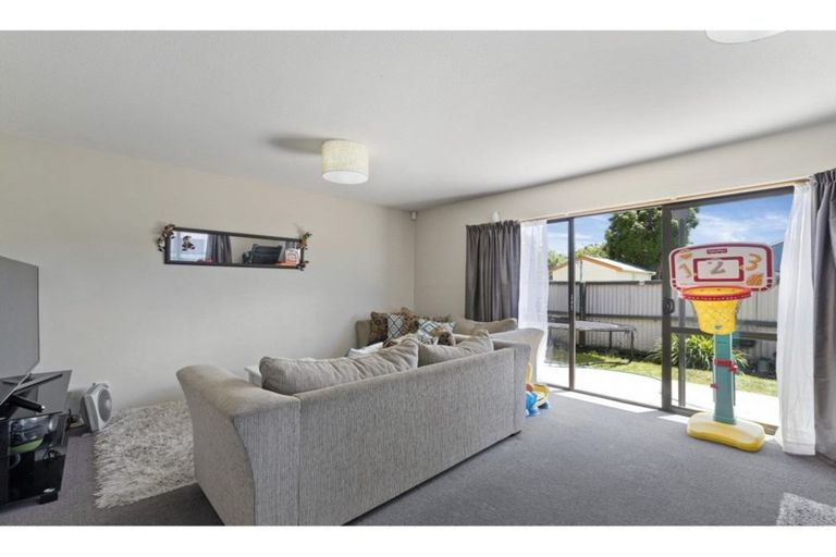 Photo of property in 517 Hereford Street, Linwood, Christchurch, 8011