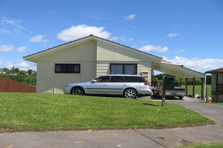 Photo of property in 38 Beaufort Place, Papatoetoe, Auckland, 2025