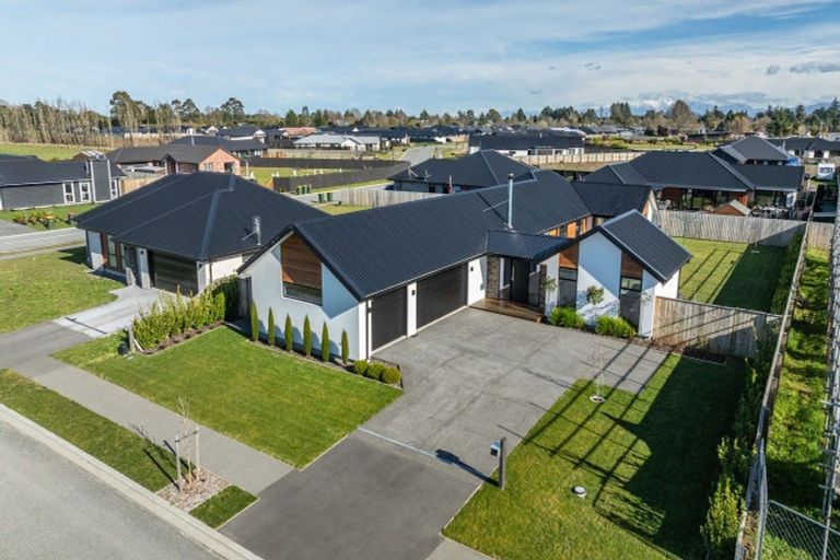 Photo of property in 14 Merino Crescent, Kirwee, 7571