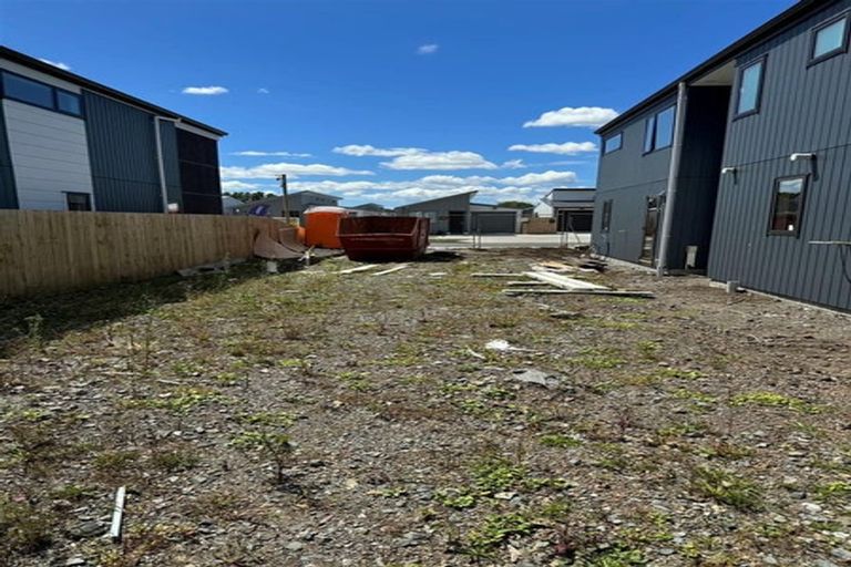 Photo of property in 33 John Gray Street, Papakura, 2110