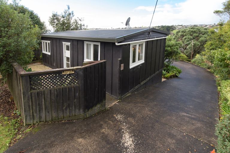 Photo of property in 11 Kauri Road, Stanmore Bay, Whangaparaoa, 0932