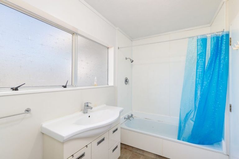 Photo of property in 1/30 Stokes Valley Road, Stokes Valley, Lower Hutt, 5019