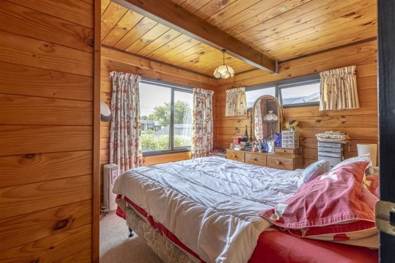 Photo of property in 4 Sheraton Grove, Highbury, Palmerston North, 4412