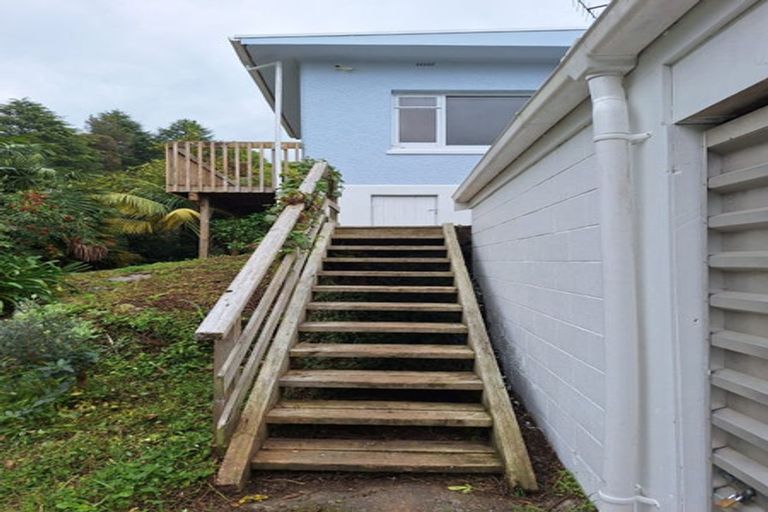 Photo of property in 39 Chaucer Road, Hospital Hill, Napier, 4110