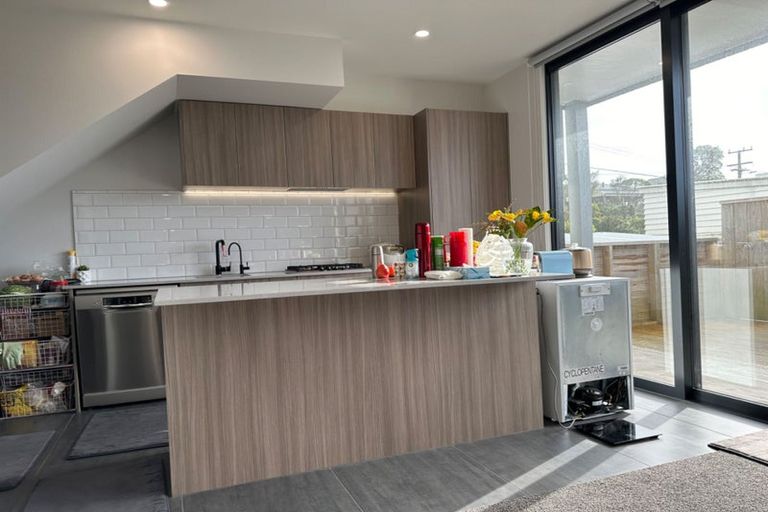 Photo of property in 31u2 Tarawera Road, Johnsonville, Wellington, 6037