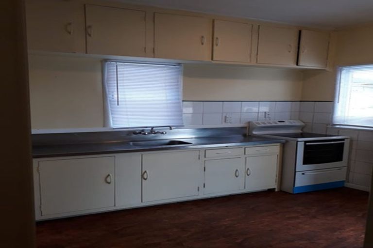 Photo of property in 1/58 Weymouth Road, Manurewa, Auckland, 2102