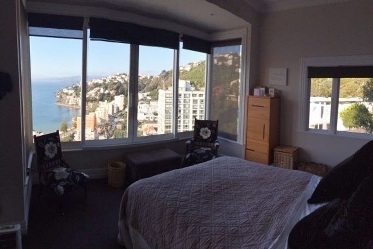 Photo of property in 5 Moeller Street, Mount Victoria, Wellington, 6011