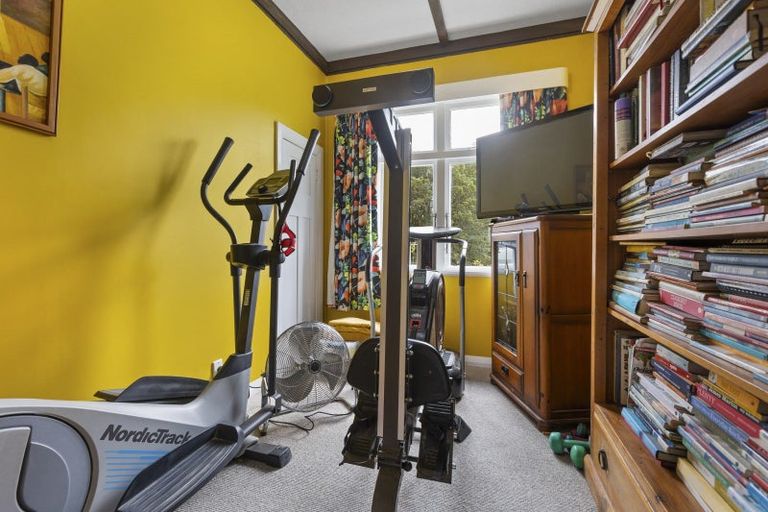 Photo of property in 403 Opunake Road, Cardiff, Stratford, 4391