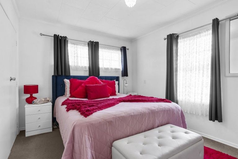 Photo of property in 8 Karamu Crescent, Wainuiomata, Lower Hutt, 5014