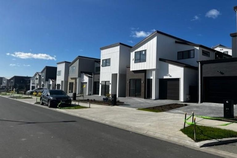 Photo of property in 31 Clara Road, Silverdale, 0932