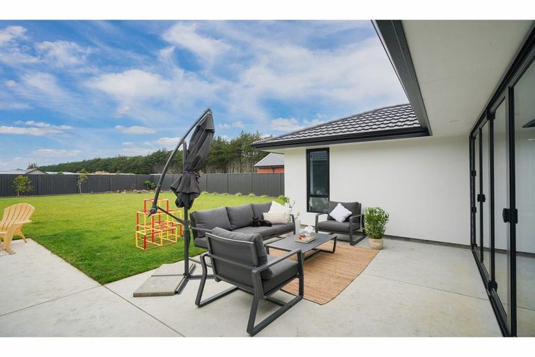 Photo of property in 66 Richfield Drive, Waikiwi, Invercargill, 9810