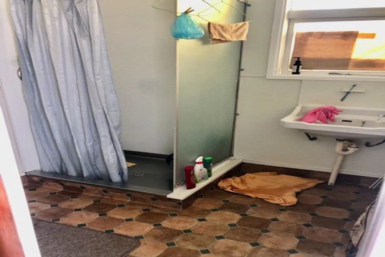 Photo of property in 106 Rattray Street, Riccarton, Christchurch, 8041