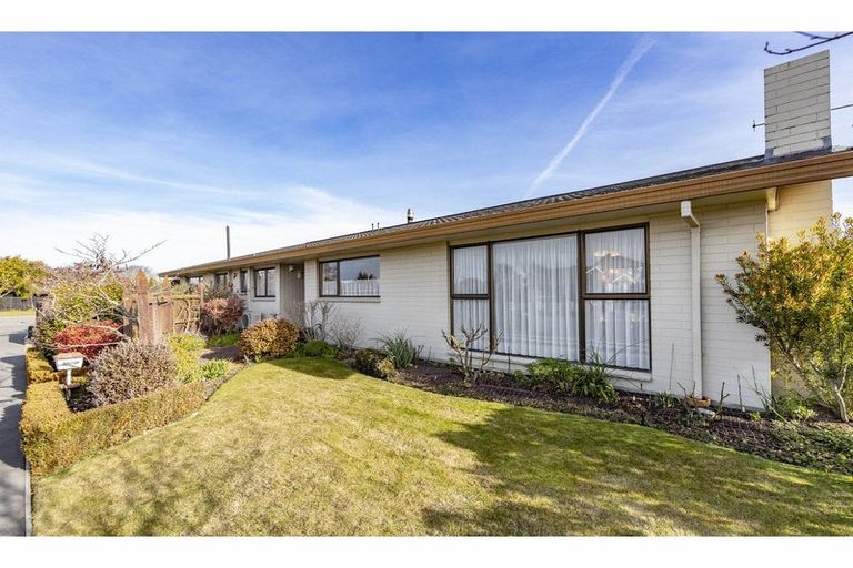 Photo of property in 1 Kinley Street, Rangiora, 7400