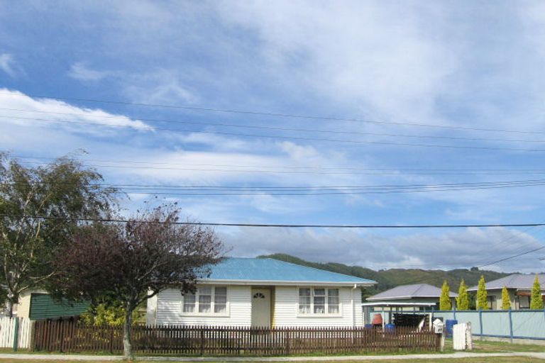 Photo of property in 89 Miro Street, Trentham, Upper Hutt, 5018