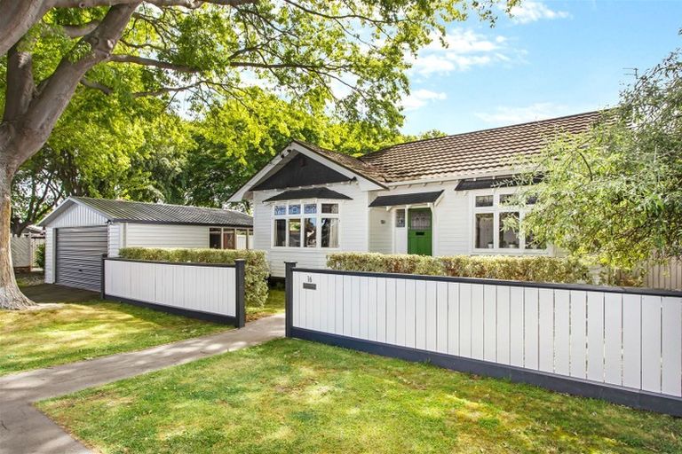 Photo of property in 16 Massey Crescent, St Albans, Christchurch, 8014