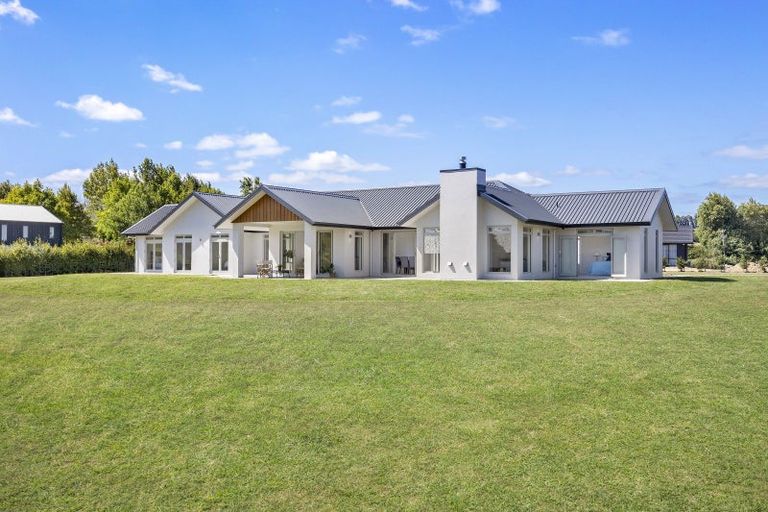 Photo of property in 5 Riverside Way, Clevedon, 2585
