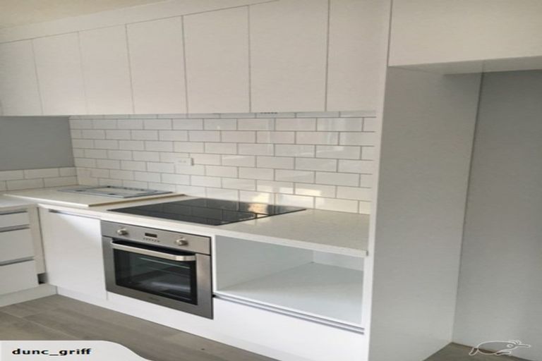 Photo of property in 11 Muscat Place, Henderson, Auckland, 0612