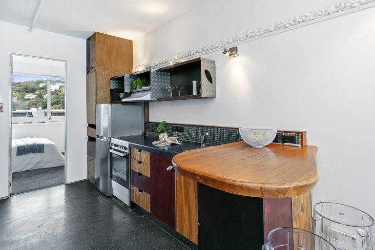 Photo of property in Qba Apartments, 4c/51 Webb Street, Mount Cook, Wellington, 6011