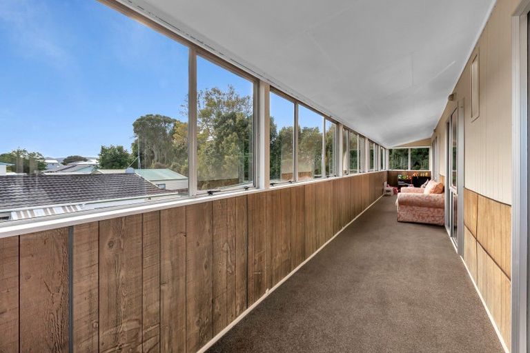 Photo of property in 15 Pyle Road West, One Tree Point, 0118