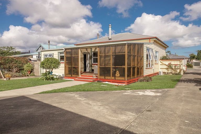 Photo of property in 169 Romilly Street, Westport, 7825