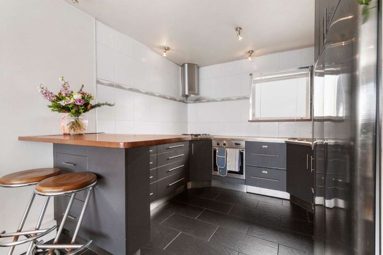 Photo of property in Lago Apartments, 1102unit Fenton Street, Rotorua, 3010