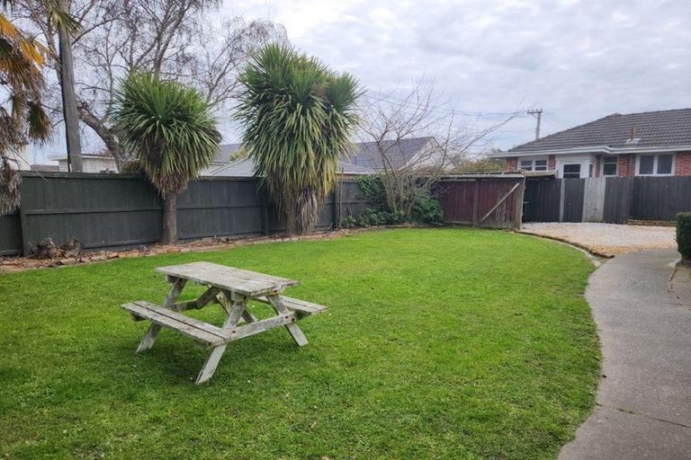 Photo of property in 11 Lothian Street, Ilam, Christchurch, 8041