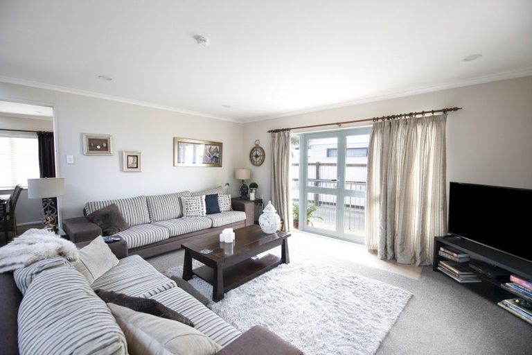 Photo of property in 16b Harpham Street, Taradale, Napier, 4112