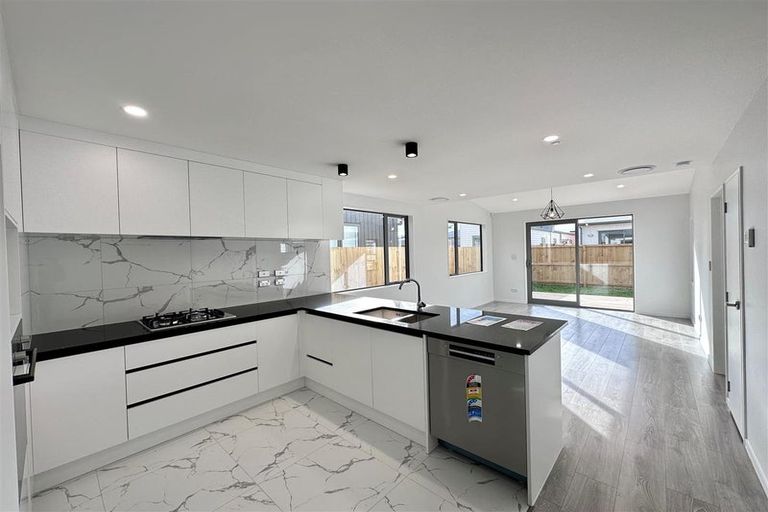 Photo of property in 42 John Gray Street, Papakura, 2110