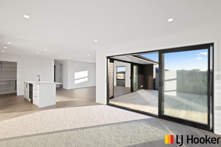 Photo of property in 9 Booker Drive, Tuakau, 2121