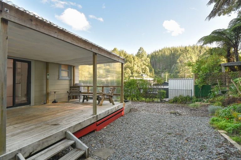 Photo of property in 37 Tombleson Road, Lake Rotoma, Rotorua, 3074