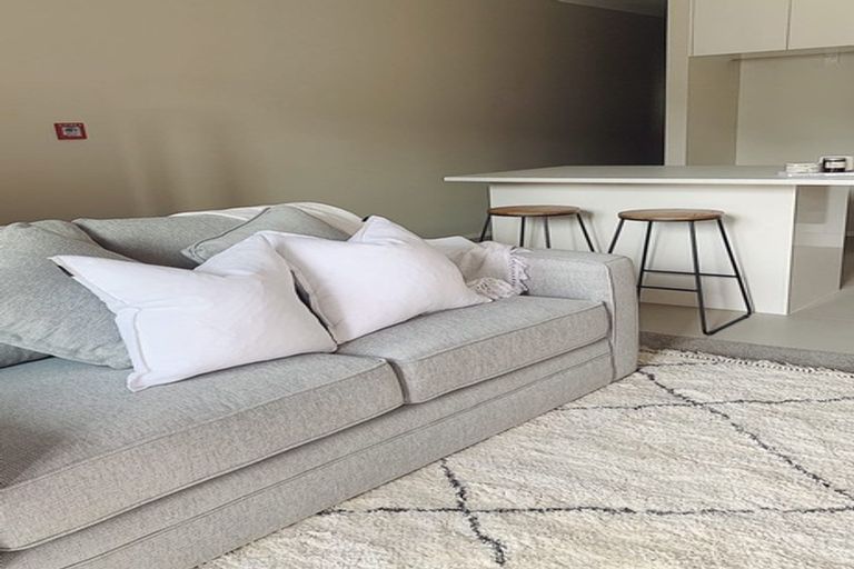 Photo of property in 52 Rangihina Road, Hobsonville, Auckland, 0616