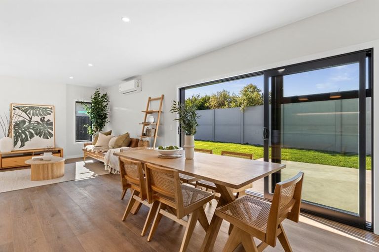Photo of property in 15 Cassin Place, Taradale, Napier, 4112