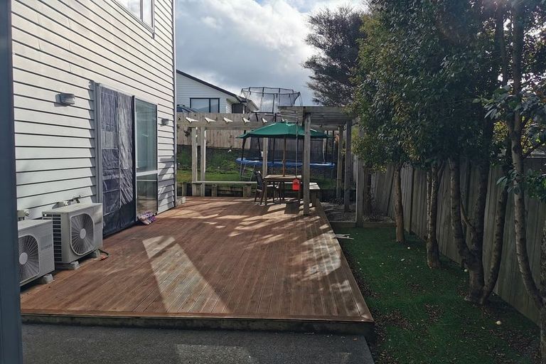 Photo of property in 28 Harris Drive, Silverdale, 0932