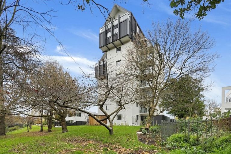 Photo of property in 1/18 Carlton Mill Road, Merivale, Christchurch, 8014