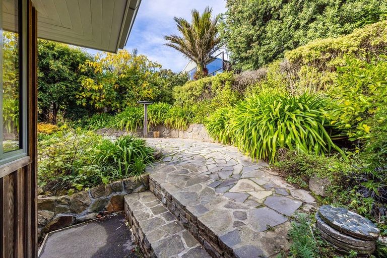 Photo of property in 8 The Rise, Mount Pleasant, Christchurch, 8081