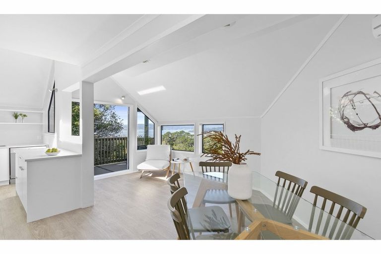 Photo of property in 36 Orangi Kaupapa Road, Northland, Wellington, 6012