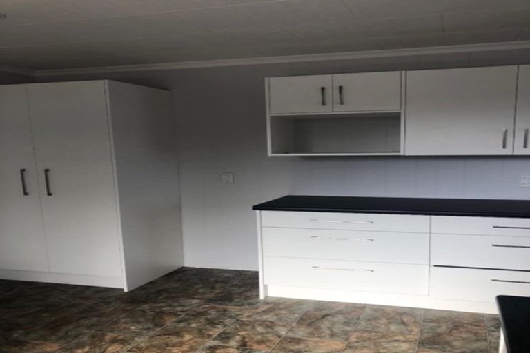 Photo of property in 24 Marere Avenue, Paraparaumu, 5032