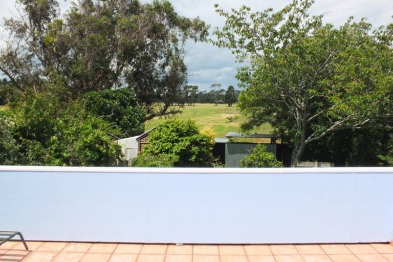 Photo of property in 38 Russell Street, Foxton, 4814