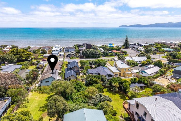 Photo of property in 93b The Esplanade, Raumati South, Paraparaumu, 5032